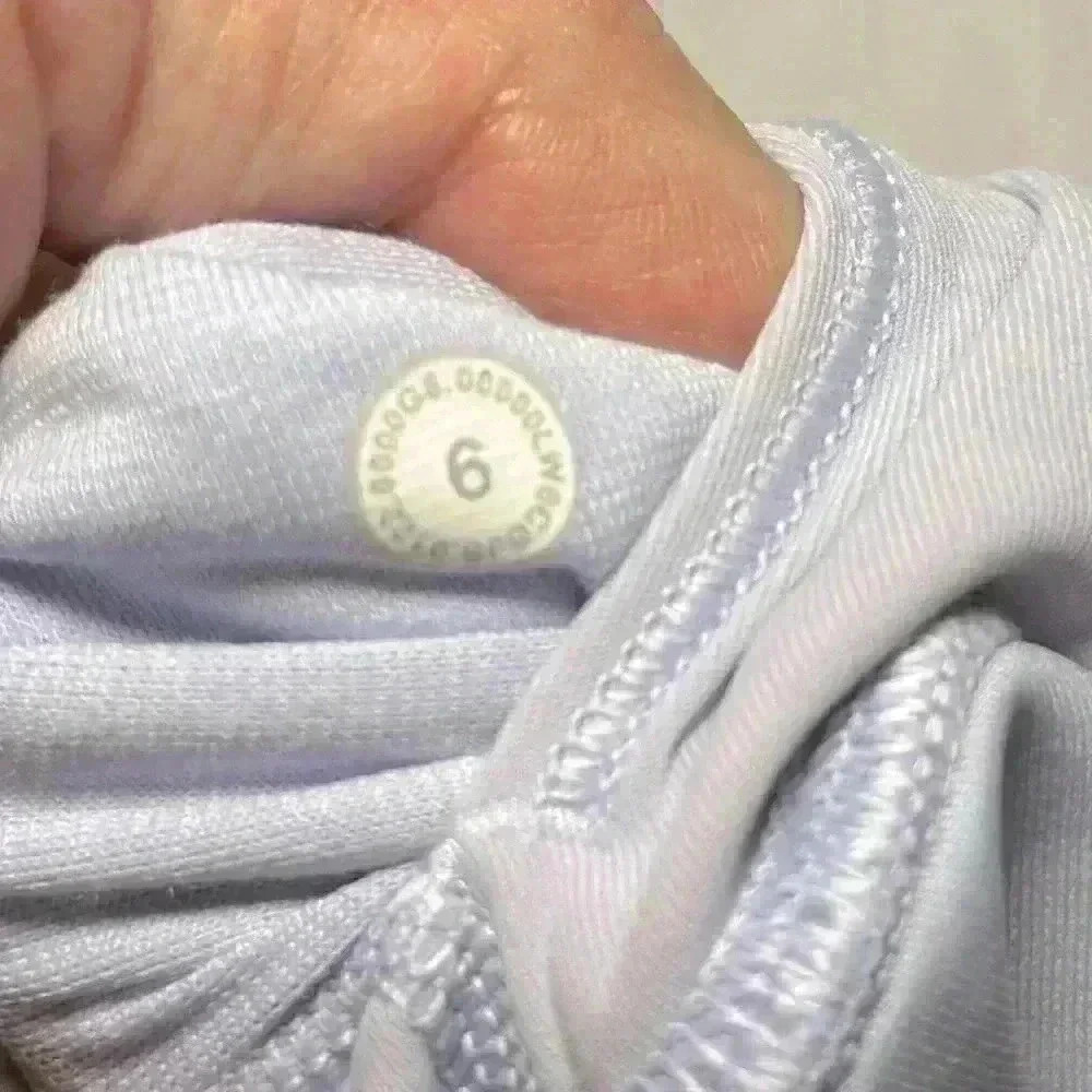 Lululemon Align High Ride Crop 23” Lilac/Light Purple Women’s Size 6 - Picture 4 of 10